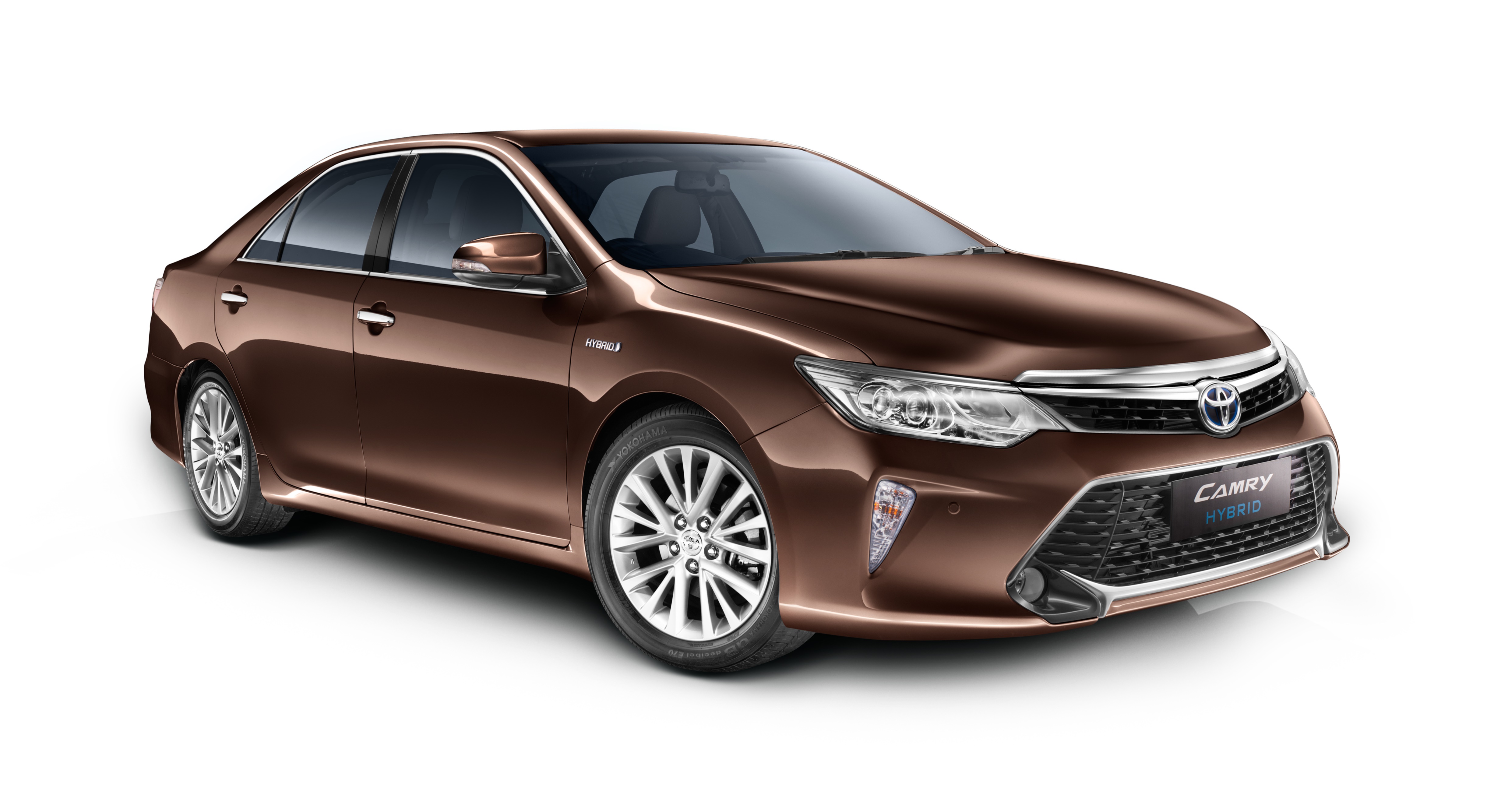 Toyota launches updated Camry hybrid 