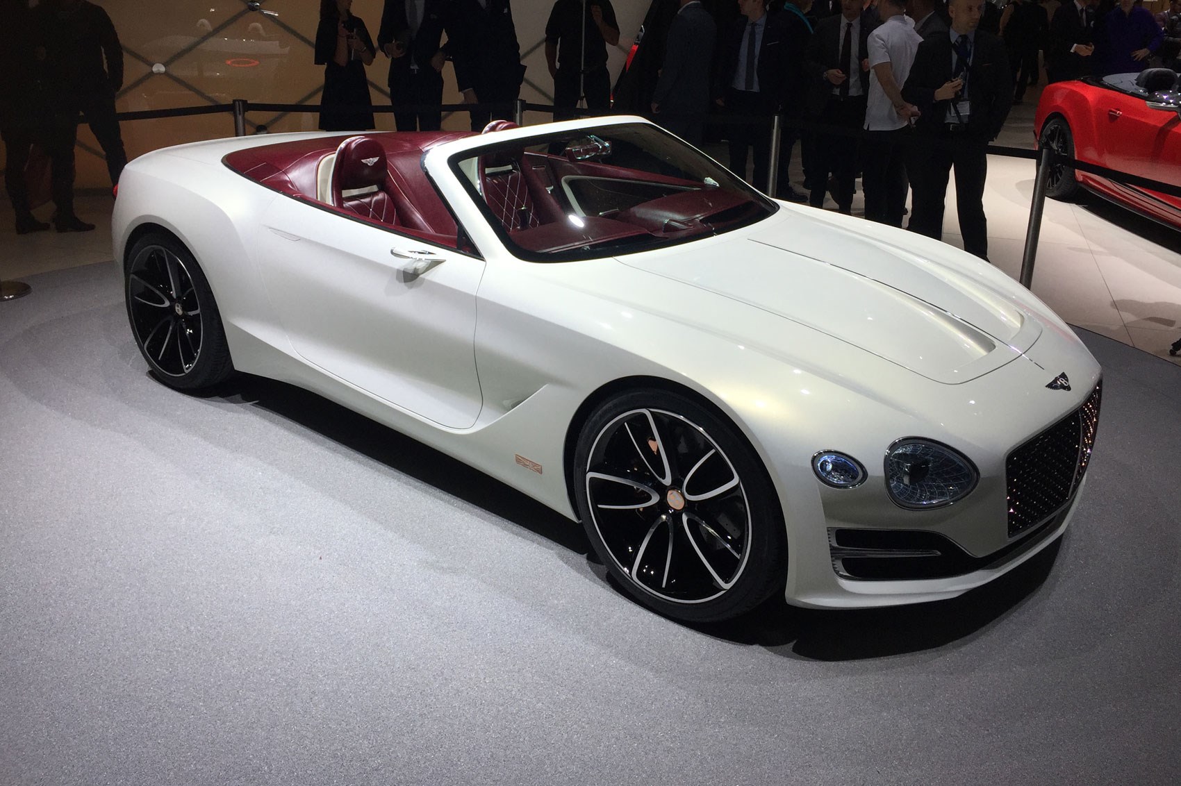 Bentley’s EXP12 Speed 6e roadster concept runs only on electricity