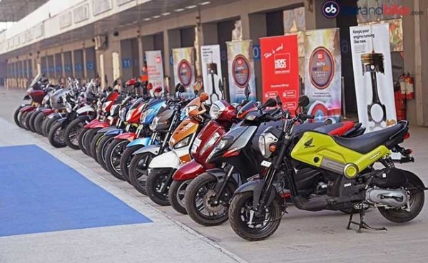 Honda is offering discounts of up to Rs 13,500; Navi scooter free on purchase of CBR 250R and 150R