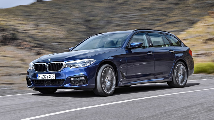 2017 BMW 5-series Touring unveiled