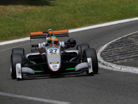 Jehan secures F3 podium in Hungary