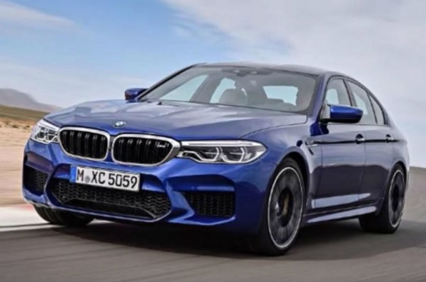 BMW reveals 600hp M5 with AWD