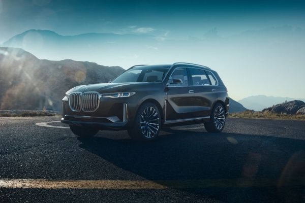 BMW’s X7 iPerformance SUV Concept Revealed