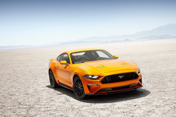 Ford Showcases its Mustang Facelift at Frankfurt