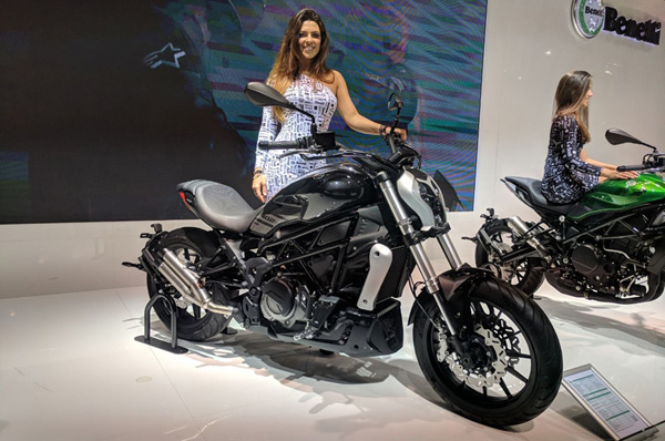 Benelli Unveils Imperiale 400 and 402S 
