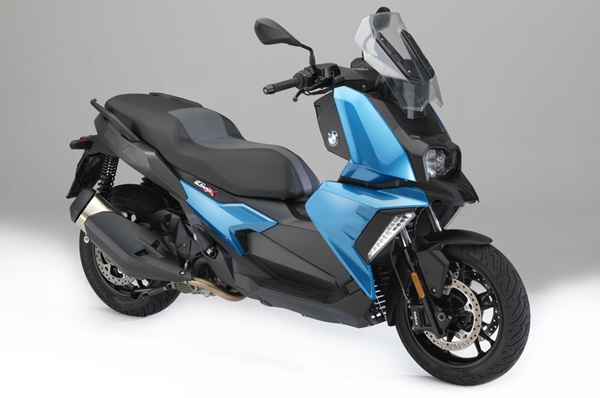 BMW Showcases Its C 400 X at EICMA