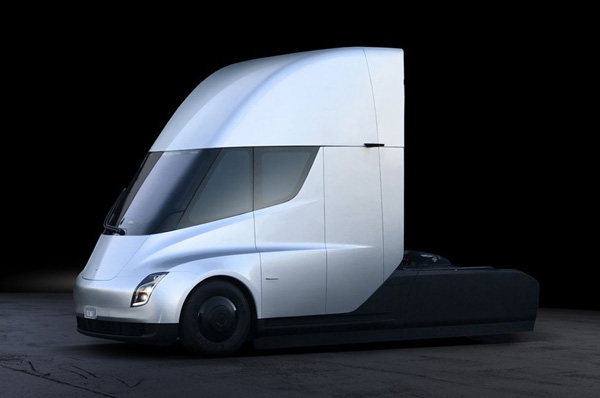 Tesla Showcases All-Electric Semi Truck 