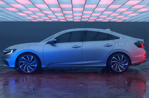 Honda will debut Insight hybrid. 