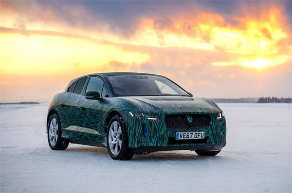 Jaguar I-Pace to Come with Fast Charging