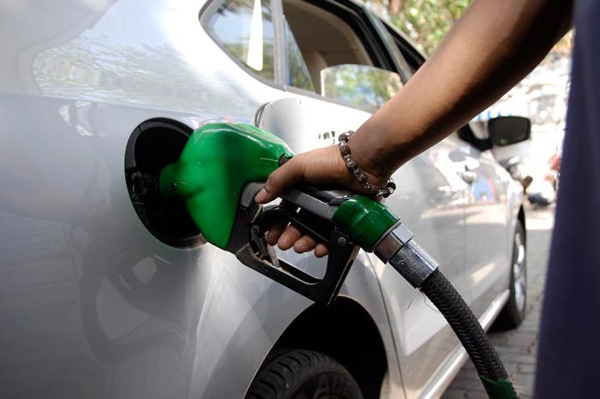 Here is a list of the most fuel-efficient petrol cars in India