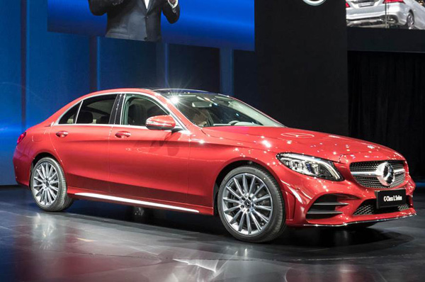 Mercedes shows its C-class long wheelbase 