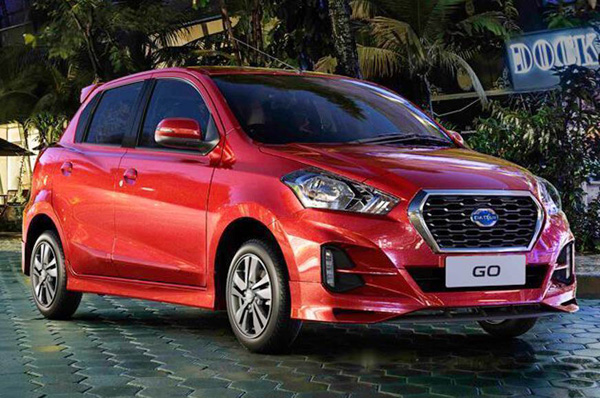 Facelifted Datsun Go spotted testing 