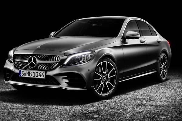 Mercedes-Benz will launch its C-class facelift soon