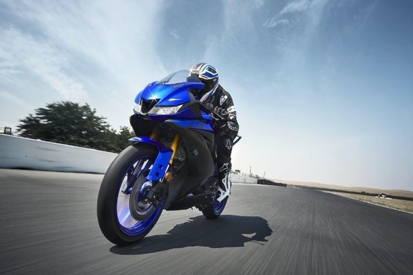 2019 Yamaha YZF-R125 Unveiled