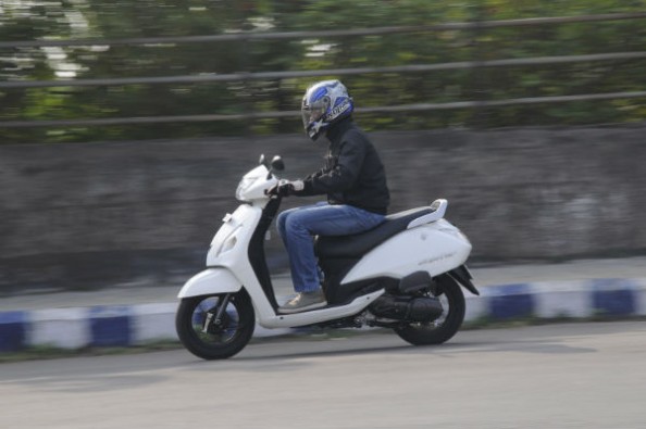 While performance is adequate, the Jupiter feels marginally less refined than the Activa.