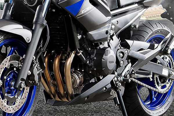 yamaha xj6  